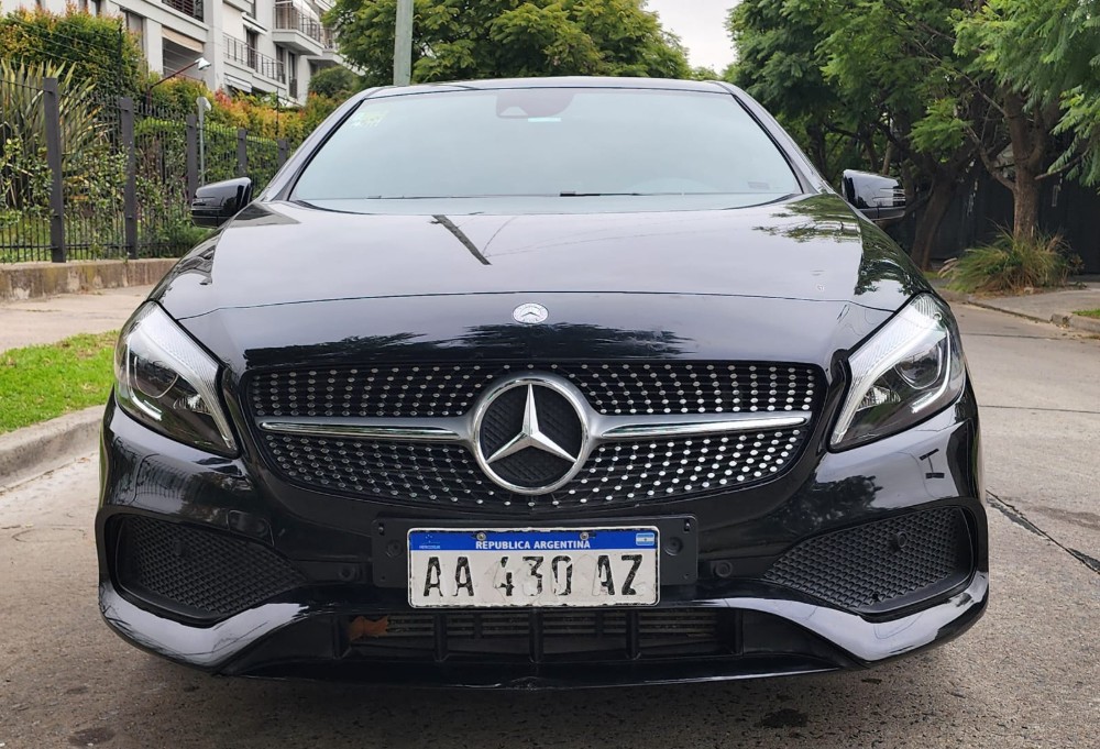 Mercedes-Benz Clase A A250 Amg-Line 2.0 — foto 7